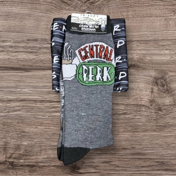🆕Adult | FRIENDS Sock &  Bandana Set - Picture 2 of 11